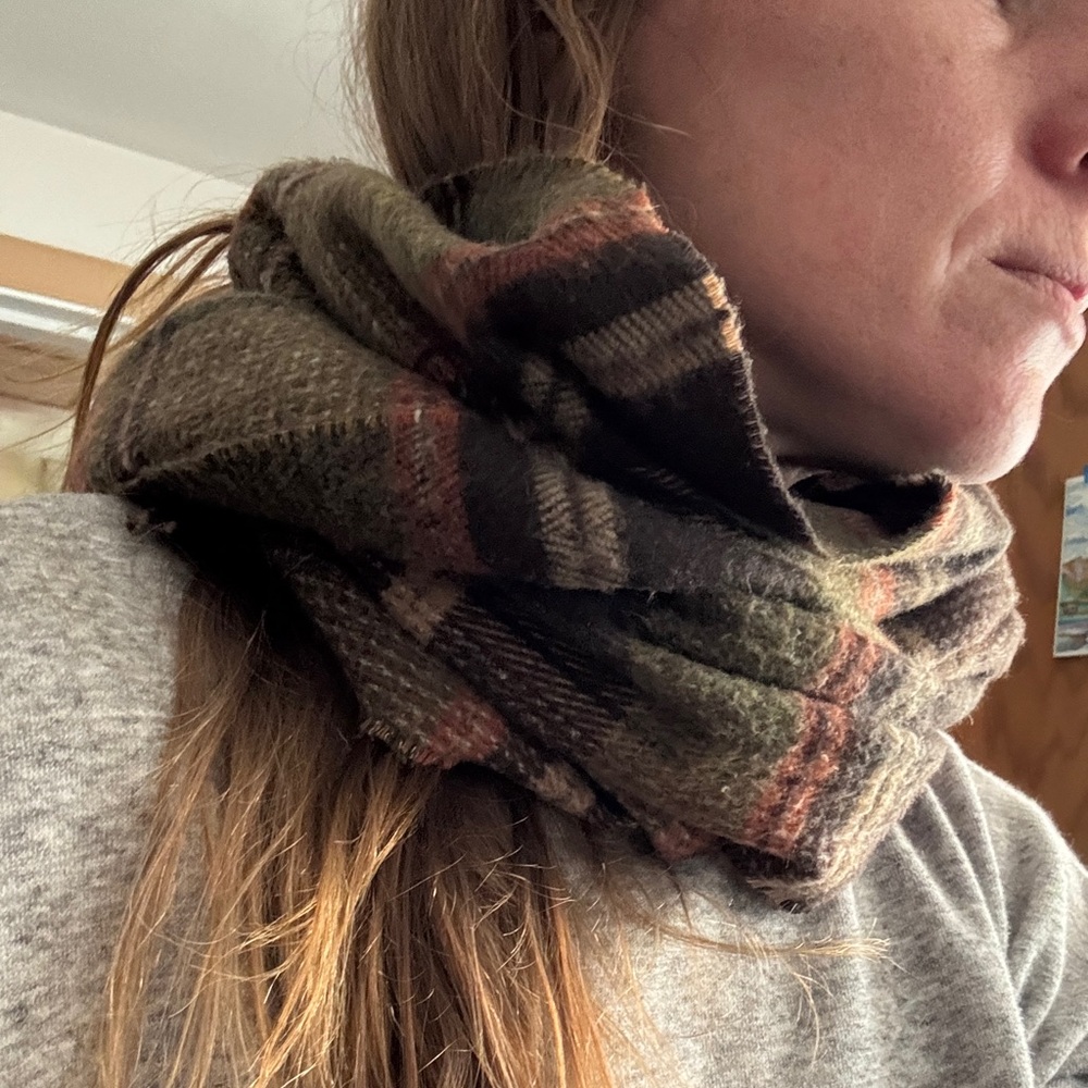 Fraas Cashmink Scarf in Earthy Plaid